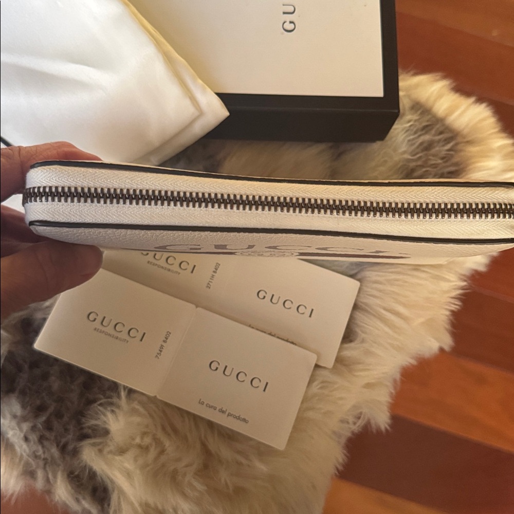 Gucci Cream Wallet NEW - Picture 3 of 6
